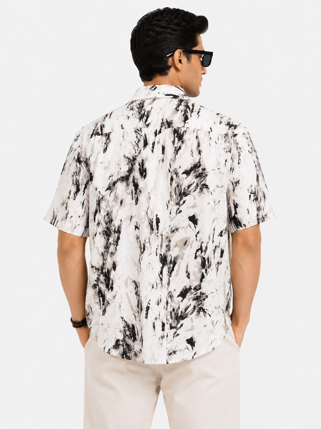 White & Blue Resort Shirt - Image 2